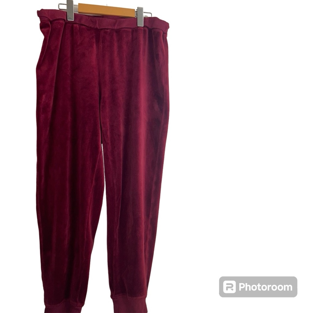 Levi’s brand colour red size Us 32